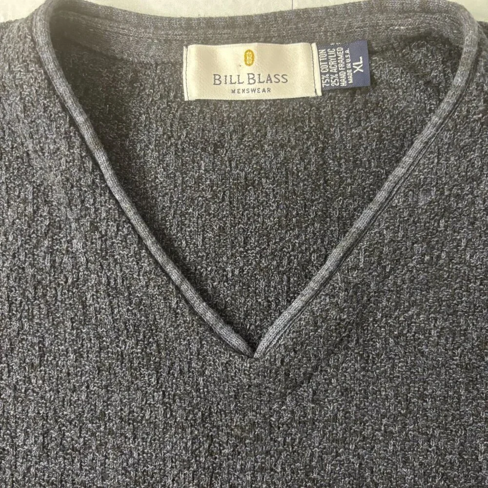 BILL BLASS Sz XL VNeck Blue Long Sleeve Sweater Workwear Casual Cashmere Blend